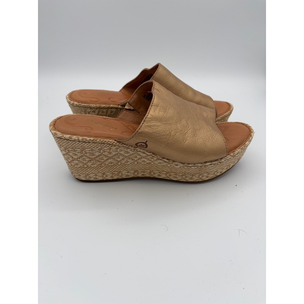 Born Wedge Sandals Womens 8 Gold Leather Espadrille Platform Slides D58010 - Picture 3 of 11